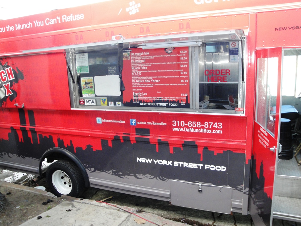 Da Munch Box Food Truck by kareem carts