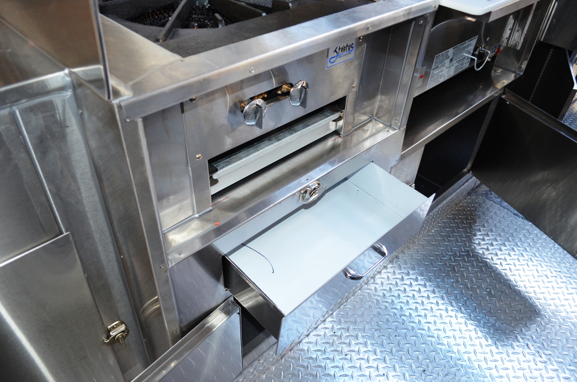 Grill Cart 30 Kareem Carts Commissary & Manufacturing, Co.